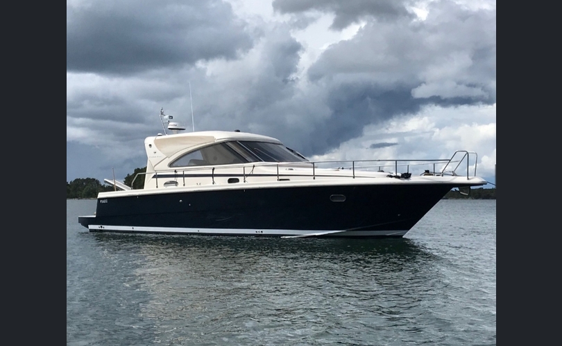 Cayman 38 WA Walkaround-kuva-1